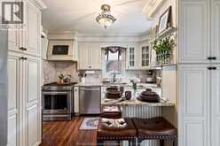 2079 VERDUN | Windsor Ontario | Slide Image Eight