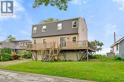1435 EAST SHORE ROAD | Pelee Island Ontario | Slide Image Thirteen