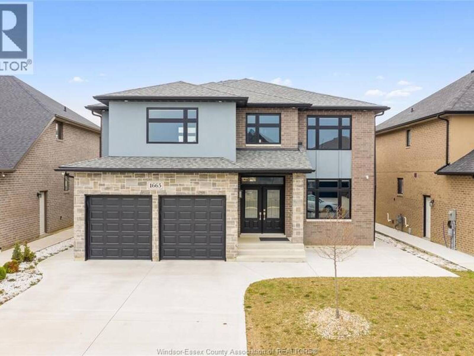 1665 ROCKPORT STREET, Windsor, Ontario N9G 0A6