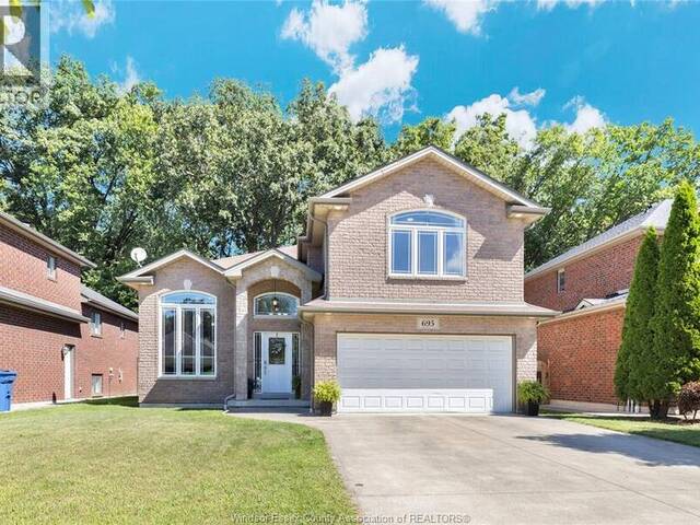 695 INTERNATIONAL AVENUE LaSalle Ontario, N9J 0A5 - 3 Bedrooms Home For Sale
