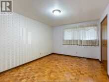 3325 BASELINE ROAD | Windsor Ontario | Slide Image Eight