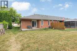 11146 FIRGROVE | Windsor Ontario | Slide Image Five