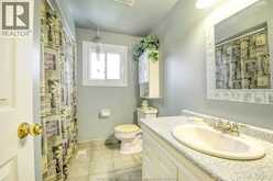 9447 ALTEN DRIVE | Windsor Ontario | Slide Image Nine