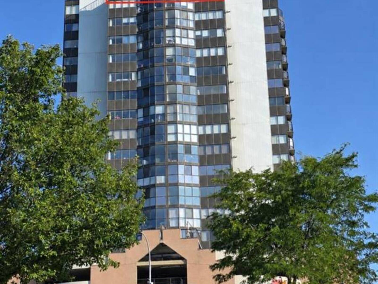 515 RIVERSIDE DRIVE West Unit# 1701, Windsor, Ontario N9A 7C3