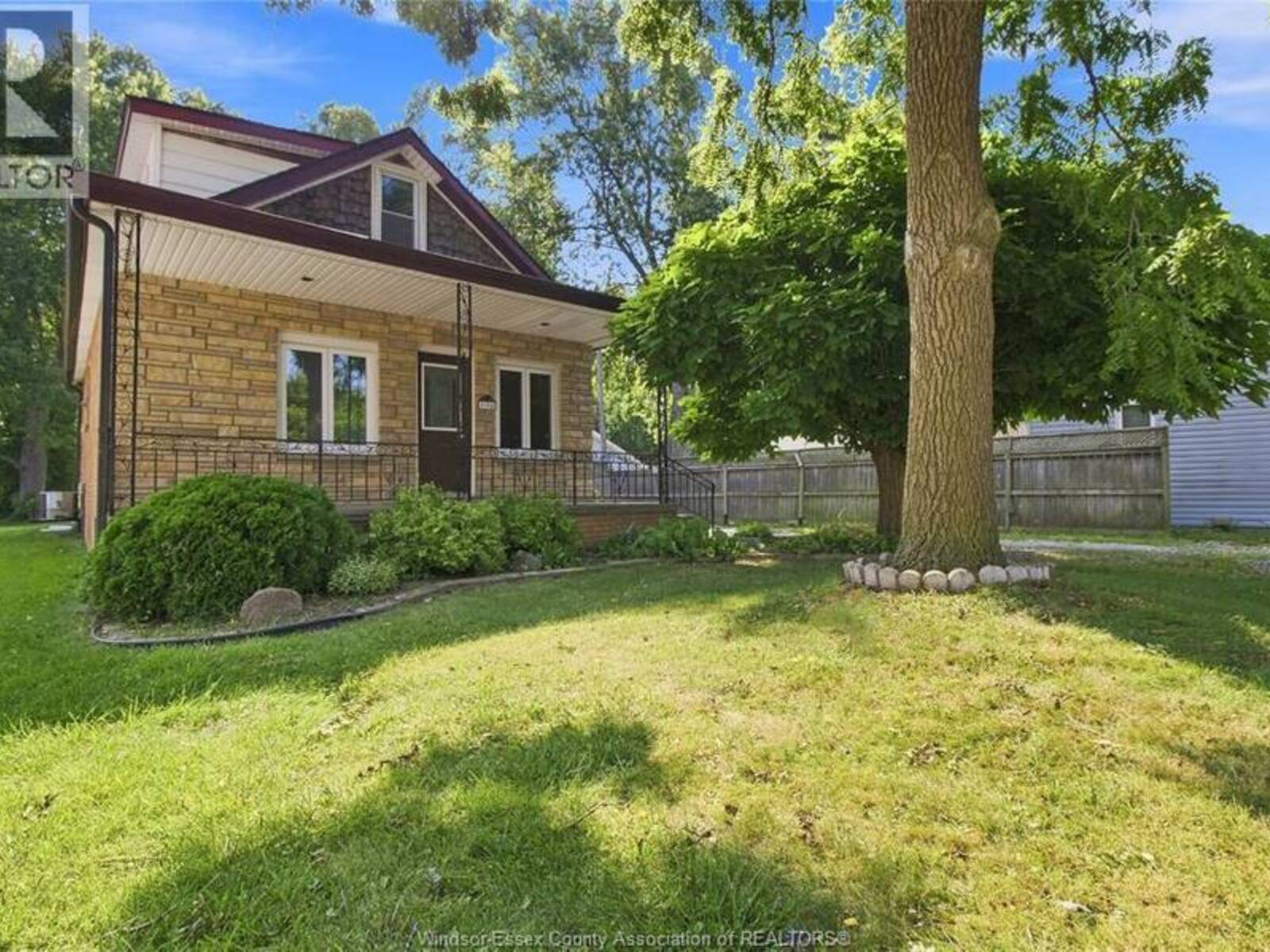 134 ALEXANDER AVENUE, Lakeshore, Ontario N0R 1A0