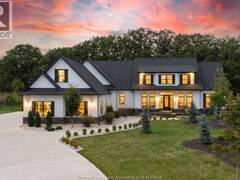 36 YORK BOULEVARD Kingsville Ontario, N9Y 0G3
