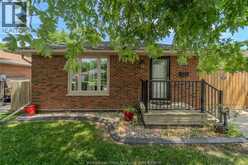 2522 Armstrong AVENUE | Windsor Ontario | Slide Image One