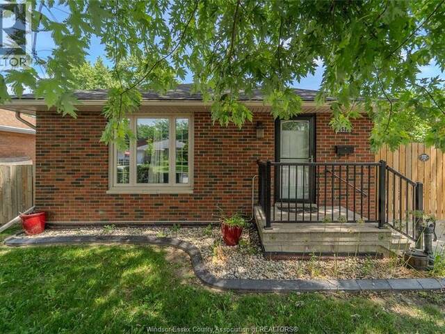 2522 Armstrong AVENUE Windsor Ontario, N8T 2E8 - 5 Bedrooms Home For Sale