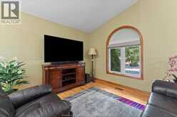 3948 BLISS ROAD | Windsor Ontario | Slide Image Four