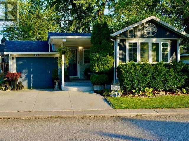 18 DANA Essex Ontario, N8M 1Y9 - 2 Bedrooms Home For Sale