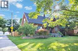 205 JOSEPH | Chatham Ontario | Slide Image Five