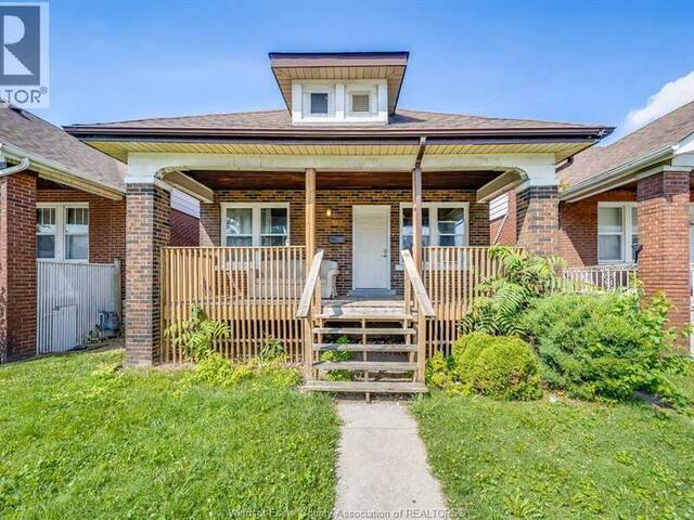 631 RANKIN AVENUE Windsor Ontario, N9B 2R8 - 5 Bedrooms Home For Sale
