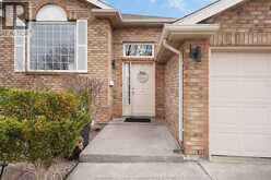 3888 ARISTOTLE CRESCENT | Windsor Ontario | Slide Image Three