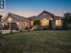 12339 FUNARO CRESCENT Tecumseh Ontario, N9K 1B2