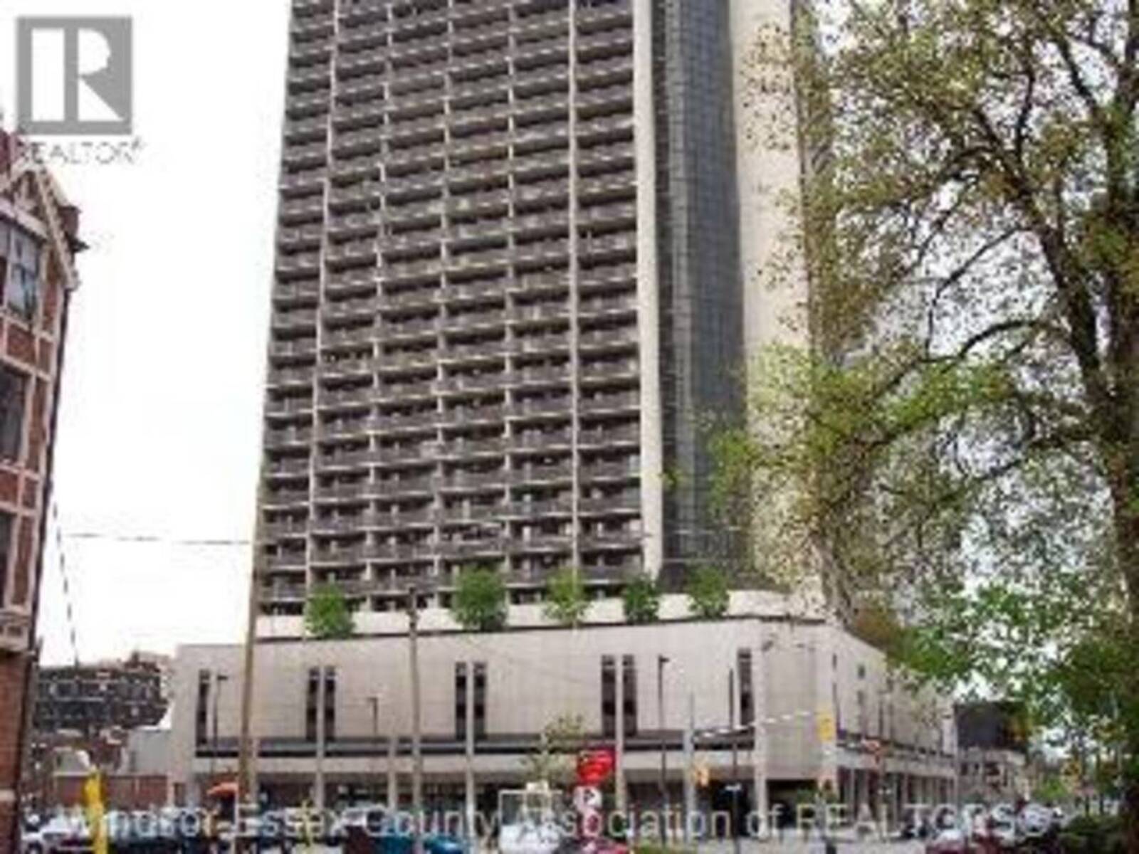 150 PARK Unit# 816, Windsor, Ontario N9A 7A2