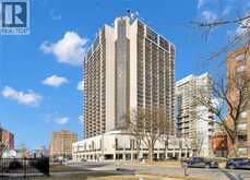 150 PARK West Unit# 816 | Windsor Ontario | Slide Image One