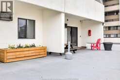 150 PARK West Unit# 816 | Windsor Ontario | Slide Image Thirty-two