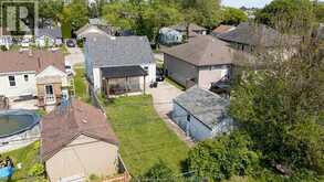 2367 MEIGHEN | Windsor Ontario | Slide Image Twenty-seven