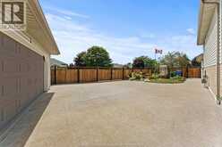 256 ASHWOOD | Belle River Ontario | Slide Image Forty