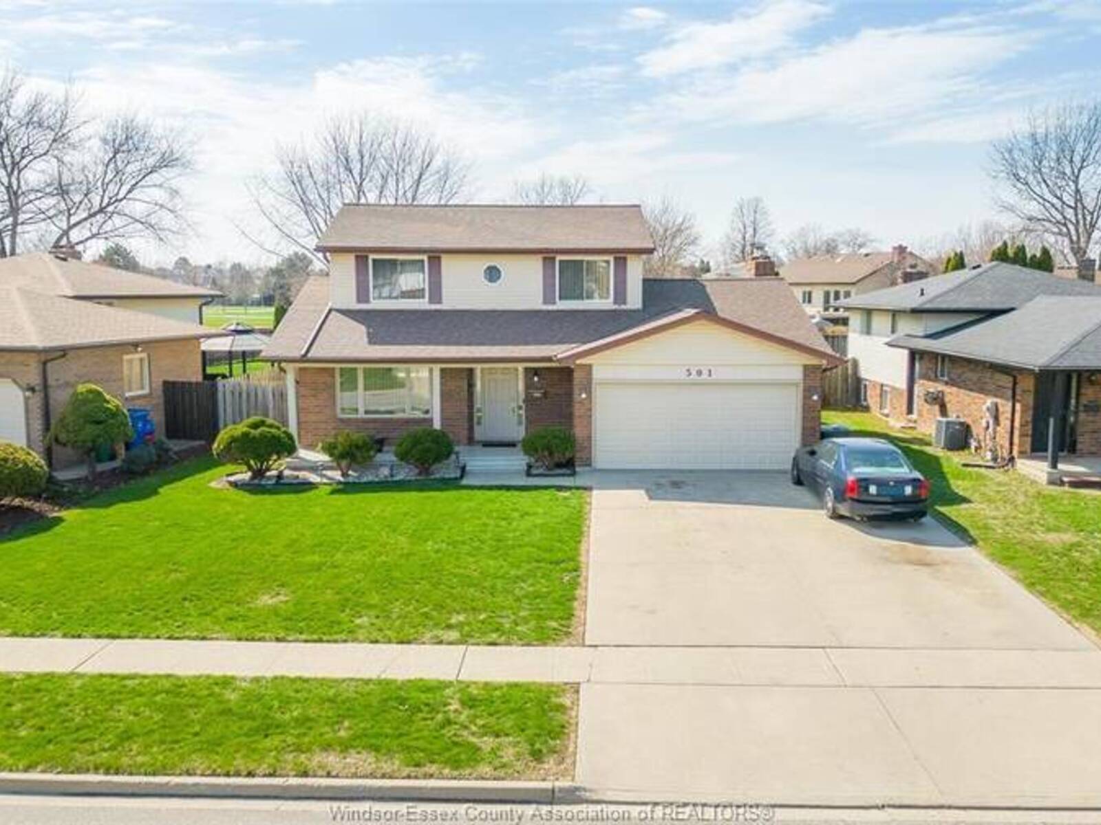 501 GREEN VALLEY DRIVE, Tecumseh, Ontario N8N 4C2