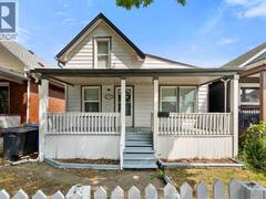 1074 HICKORY ROAD Windsor Ontario, N8Y 3S1