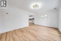 3210 BLISS ROAD | Windsor Ontario | Slide Image Ten
