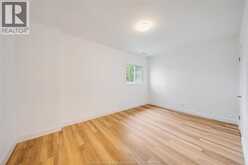 3210 BLISS ROAD | Windsor Ontario | Slide Image Eighteen