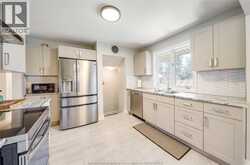 2777 ROCKWELL BOULEVARD | Windsor Ontario | Slide Image Twelve