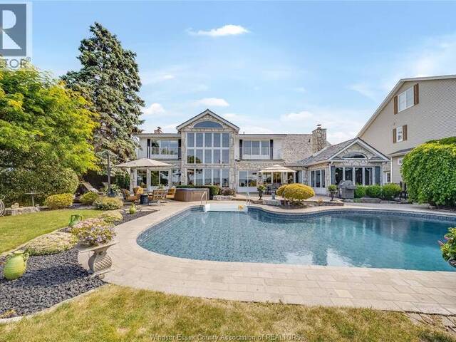 13018 RIVERSIDE DRIVE Tecumseh Ontario, N8N 1A8 - 4 Bedrooms Waterfront Home For sale