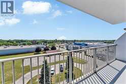 120 PICKERING Unit# 809 | Amherstburg Ontario | Slide Image Nine