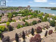 435 Sandpoint | Windsor Ontario | Slide Image Thirty-five