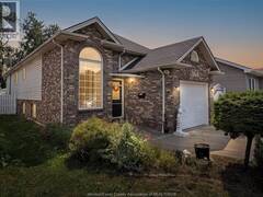 747 EUGENIE Windsor Ontario, N8X 2Y6