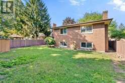 2880 ST. CLAIR AVENUE | Windsor Ontario | Slide Image Three