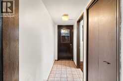 2880 ST. CLAIR AVENUE | Windsor Ontario | Slide Image Twenty-eight