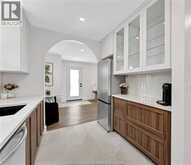 994 ISABELLE | Windsor Ontario | Slide Image Fourteen