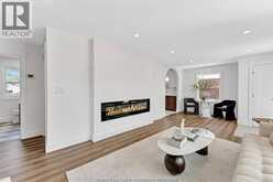 994 ISABELLE | Windsor Ontario | Slide Image Nine
