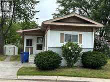 15 WILDER South | Windsor Ontario | Slide Image Four