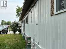 15 WILDER South | Windsor Ontario | Slide Image Eight