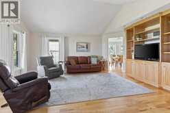 1936 LAKESHORE ROAD 123 | Lakeshore Ontario | Slide Image Eight