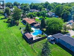 146 Gloucester DRIVE Harrow Ontario, N0R 1G0