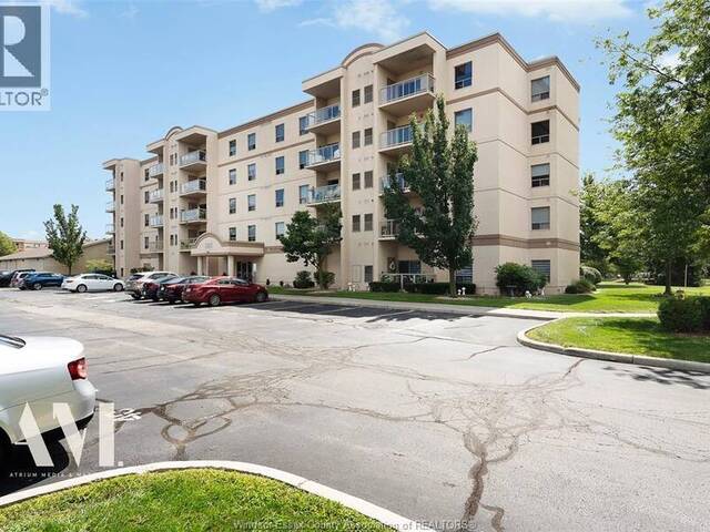 325 VILLAGE GROVE Unit# 306 Tecumseh Ontario, N8N 0B1 - 2 Bedrooms Condo For Sale