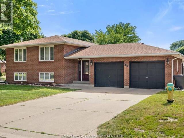 36 CHERRYWOOD Leamington Ontario, N8H 4Z9 - 4 Bedrooms Home For Sale