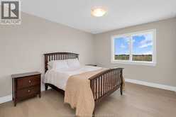 300 BLAKE AVENUE | Lakeshore Ontario | Slide Image Thirty