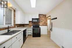 986 EASTLAWN | Windsor Ontario | Slide Image Nine