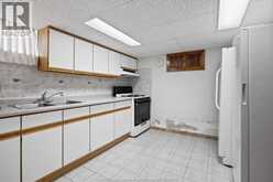 1459 PARTINGTON AVENUE | Windsor Ontario | Slide Image Twenty-four