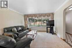 1459 PARTINGTON AVENUE | Windsor Ontario | Slide Image Six