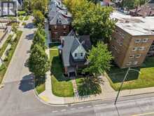 1423 RIVERSIDE DRIVE West | Windsor Ontario | Slide Image Thirty-eight