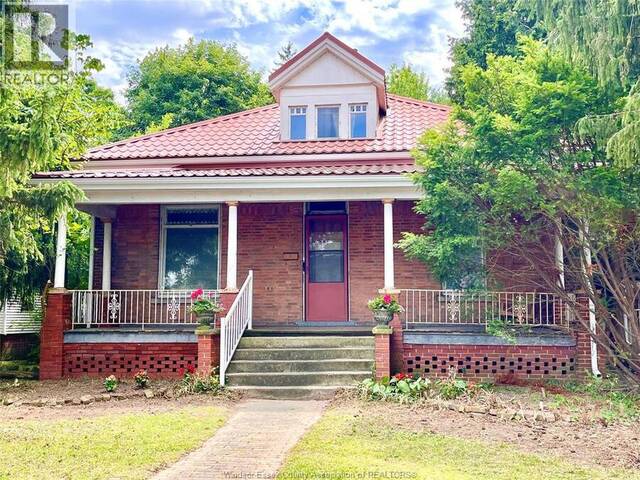 62 LACROIX STREET Chatham Ontario, N7M 2T6 - 6 Bedrooms Home For Sale