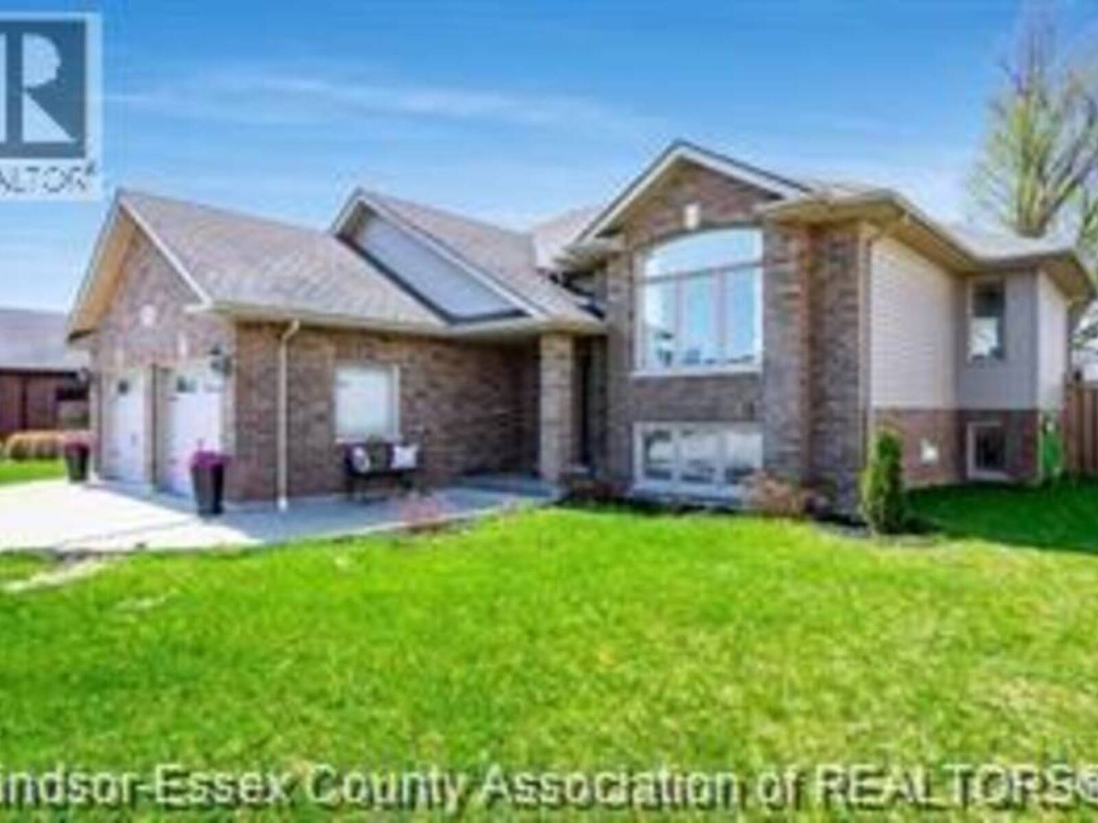 53 ANTONIO, Leamington, Ontario N8H 5P8
