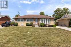 3890 AVON | Windsor Ontario | Slide Image One